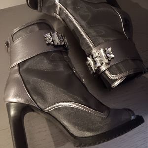 Karl Lagerfeld Mesh Blayze booties